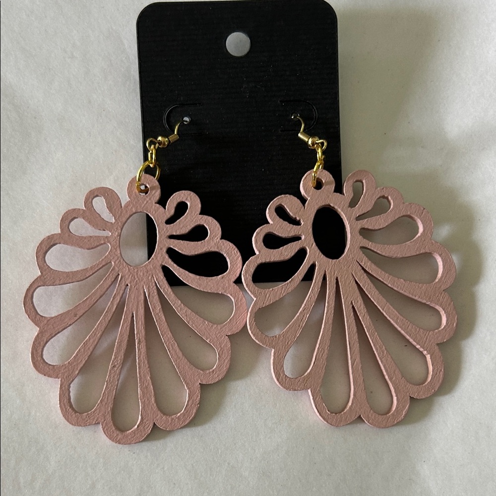 Elegant Pink Floral Earrings